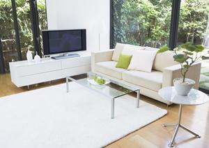 梅雨時期のイヤな湿度に玄関網戸を